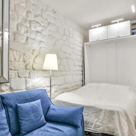 Exquisite Studio For 2 - Brochant Διαμέρισμα *